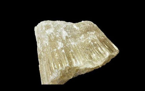 耐火材料原材料 電熔鎂砂的熔煉過(guò)程